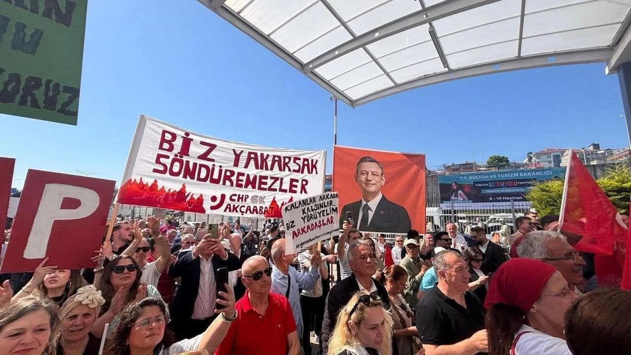 Nilgün Mete’den “Biz Yakarsak Söndüremezsiniz” Pan